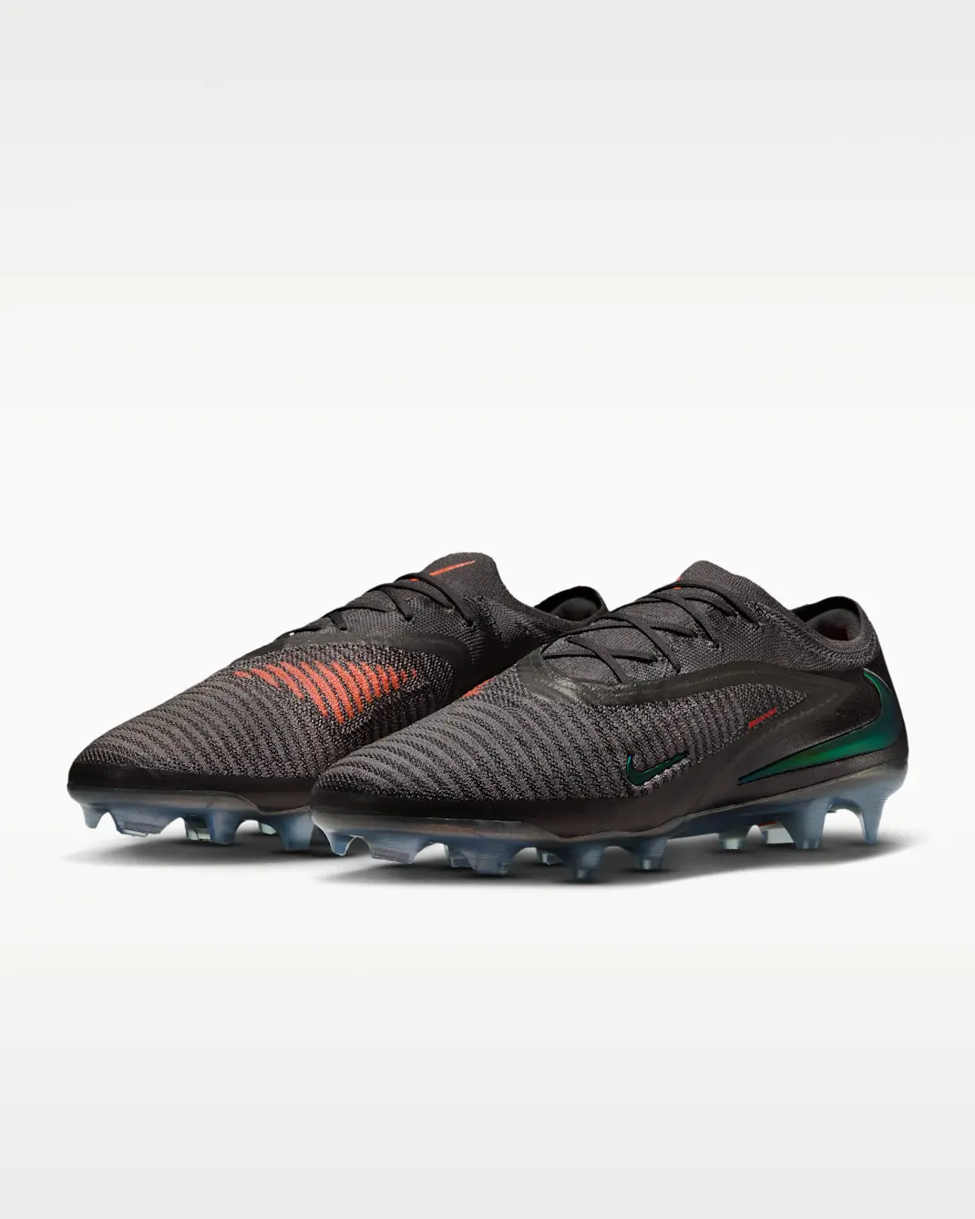 Бутси Nike Phantom 6 Low Elite FG IH1778-900 купити, ціни в Києві